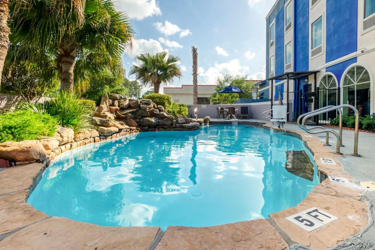 Comfort Inn & Suites Fm1960-Champions Houston Zewnętrze zdjęcie
