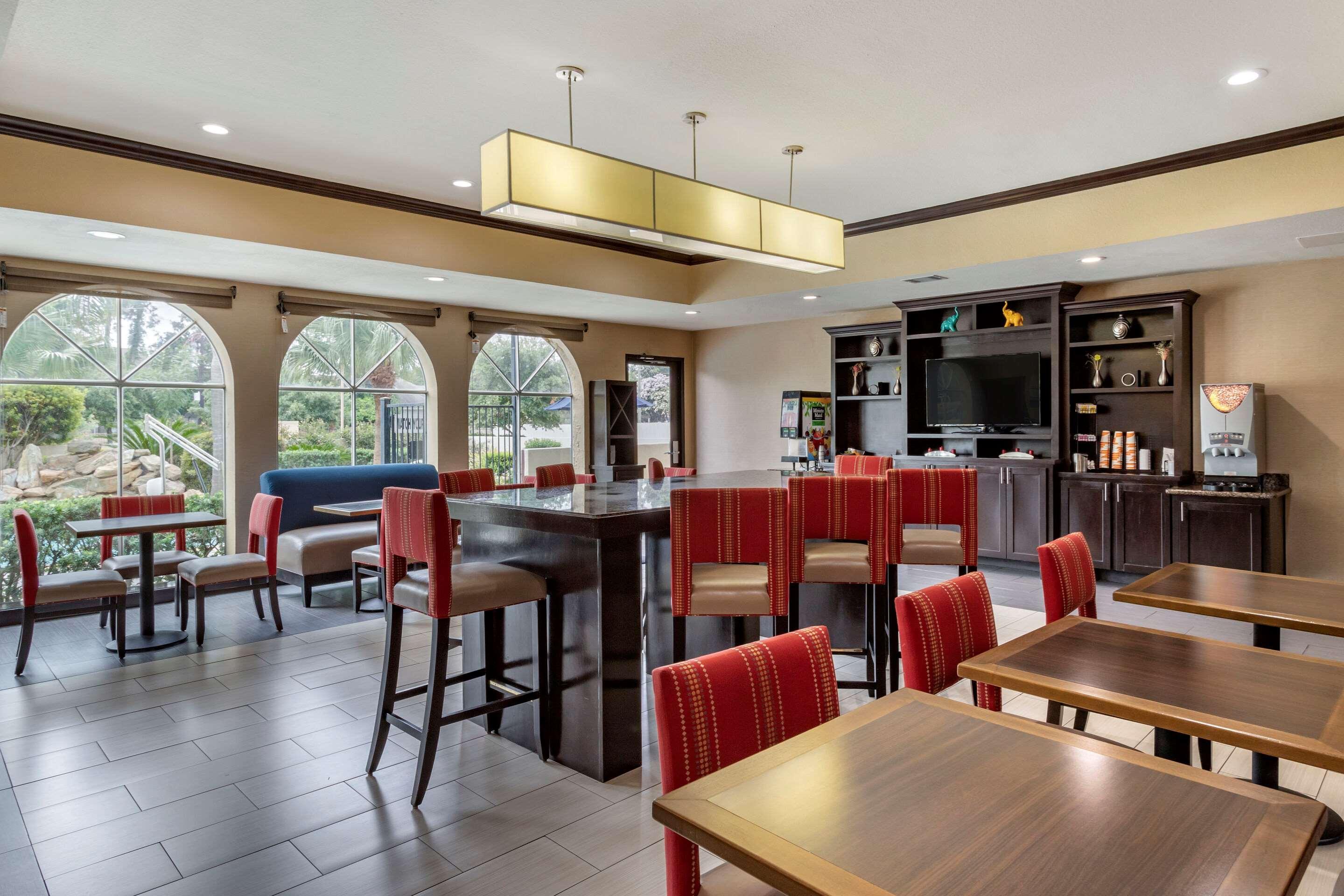 Comfort Inn & Suites Fm1960-Champions Houston Zewnętrze zdjęcie